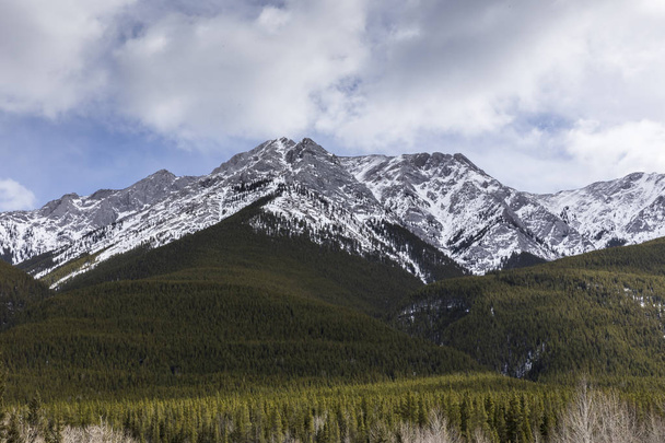 Пейзаж Скалистых гор
 - Фото, изображение