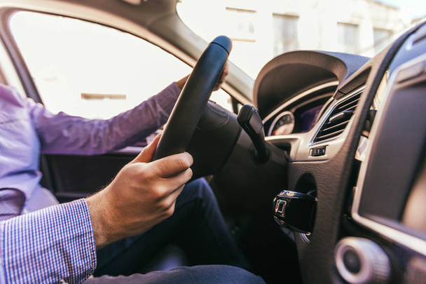 male hand  in a modern car  - Фото, зображення