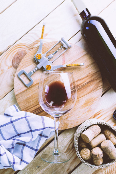 bottle of wine with wine glass - Fotografie, Obrázek