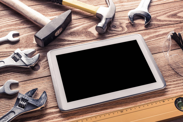 Variety of tools of builder and tablet pc - 写真・画像