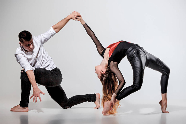 Two people dancing - Zdjęcie, obraz