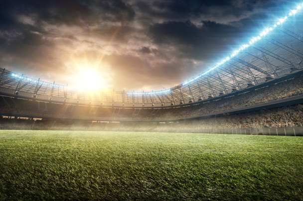 Футбольний стадіон з трибунами
 - Фото, зображення
