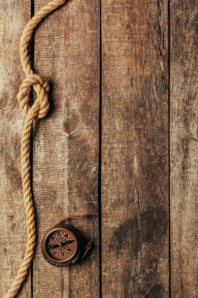 Ship ropes and compass  - Zdjęcie, obraz