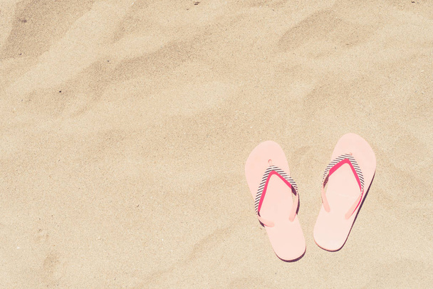 Женский пляж или летний наряд
 - Фото, изображение