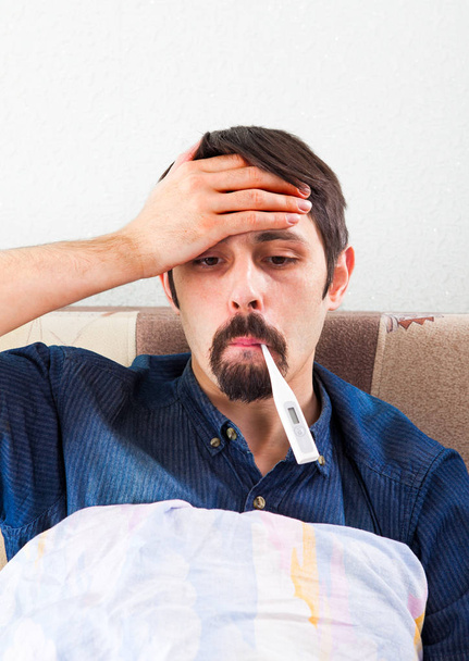Sick Man with Thermometer - Foto, Imagen