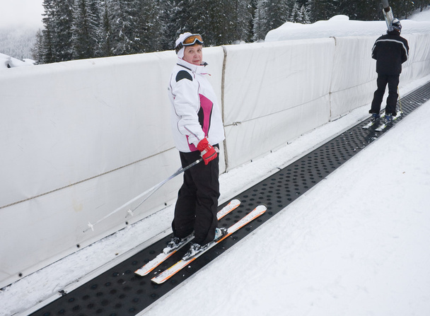 Skilift für Skifahrer - Foto, Bild