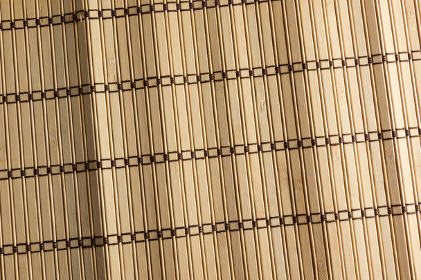 Желтый суши коврик из натурального бамбука
 - Фото, изображение