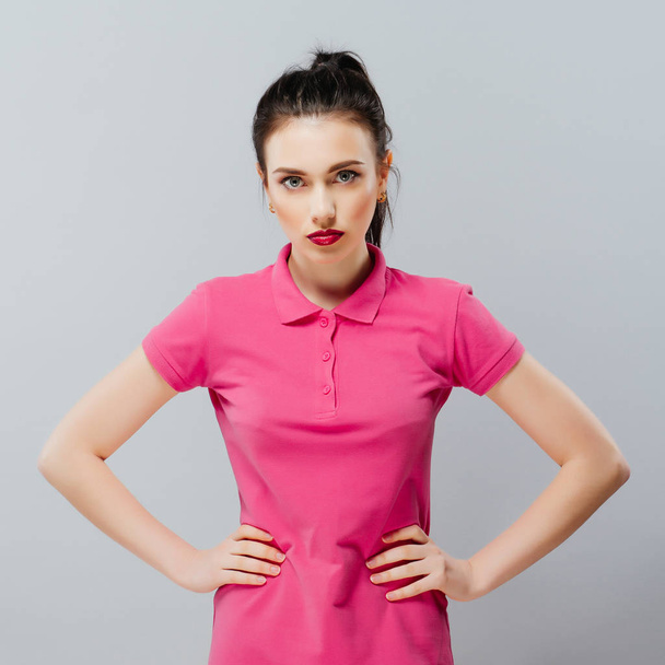 Fashion portrait of elegant Girl in pink dress - Фото, зображення