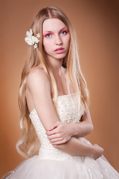 Studio portrait of a beautiful girl - Fotografie, Obrázek