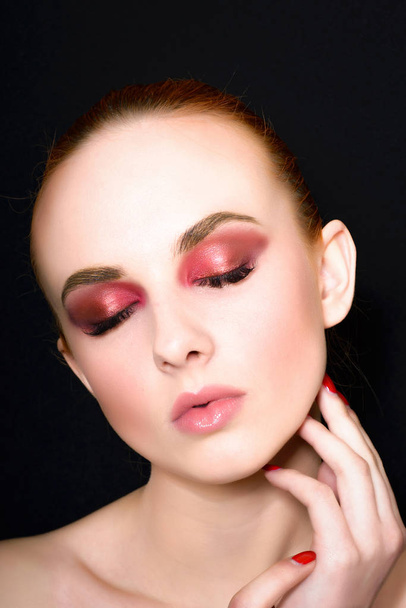 Beautiful girl with a pink make-up  - Zdjęcie, obraz