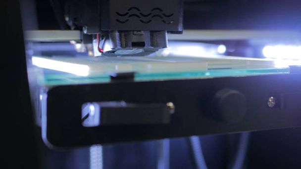 Imprimante 3D pendant le travail - Photo, image