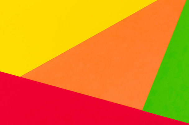 Fondo de papel amarillo, rojo, verde y naranja
 - Foto, imagen