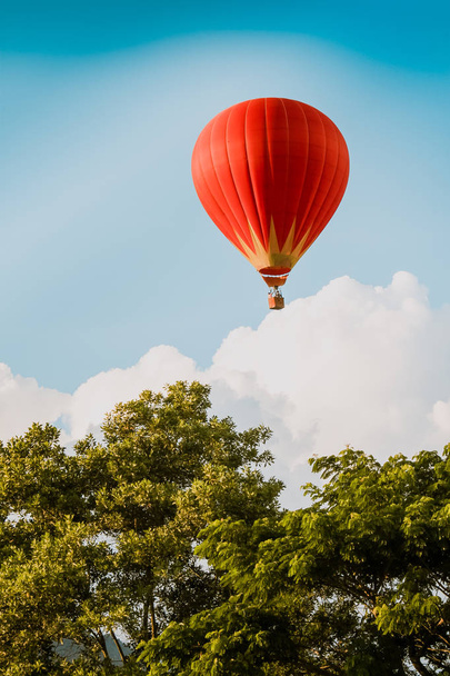 гаряче повітря ballon
 - Фото, зображення