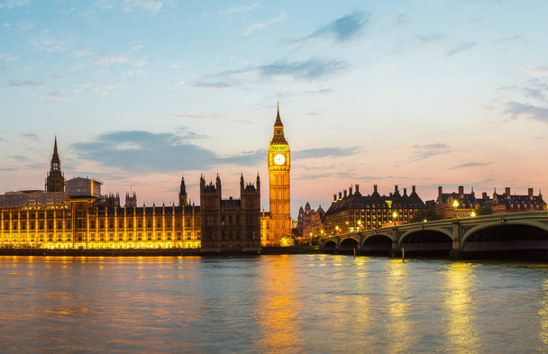 Westminster Bridge w Londynie - Zdjęcie, obraz