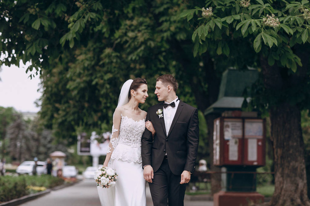 bride and groom - Fotó, kép