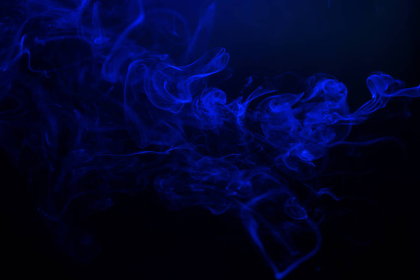Swirl of blue smoke - Foto, Bild