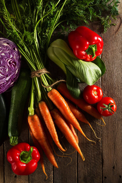 Їжа Овочевий барвистий фон. Смачні свіжі овочі
  - Фото, зображення