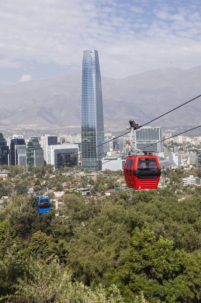 Condutores elétricos em Santiago de Chile
 - Foto, Imagem