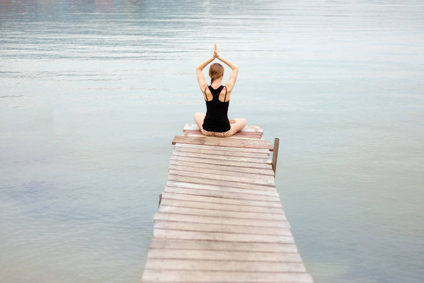 Summer yoga meditation in Thailand - Photo, Image