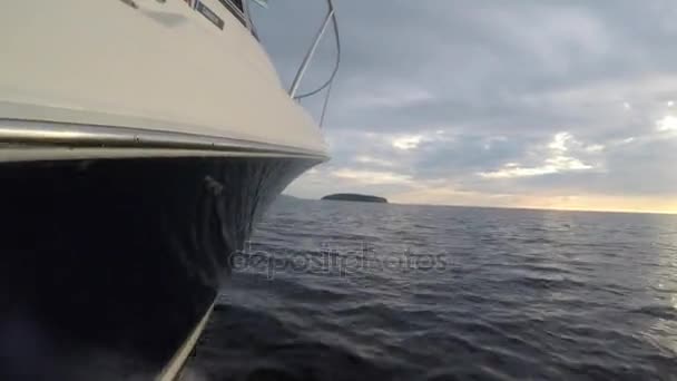 nagy csónak során naplemente  - Felvétel, videó