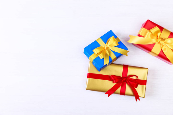 Gift boxes with bow and ribbon. Present packages. - Φωτογραφία, εικόνα