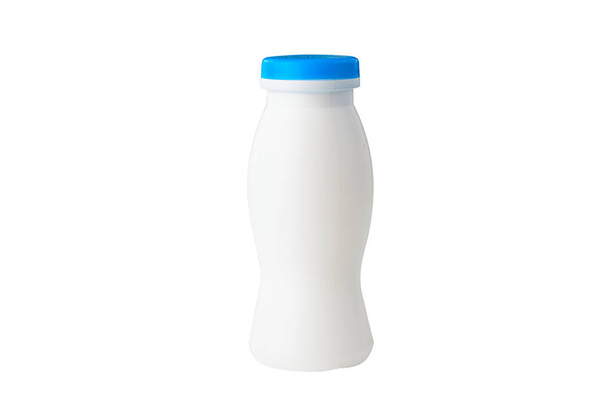 Bottiglia bianca per latticini isolata su bianco
  - Foto, immagini