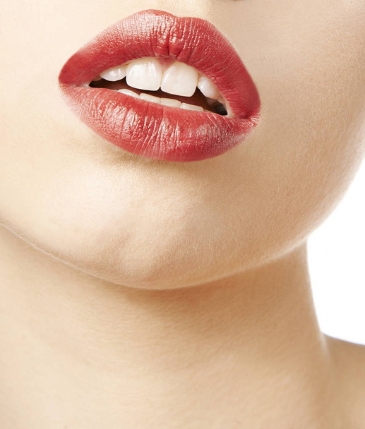 labios rojos femeninos
 - Foto, Imagen