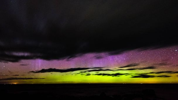 intensive Nordlichter (Polarlichter) über der Ostsee - Foto, Bild
