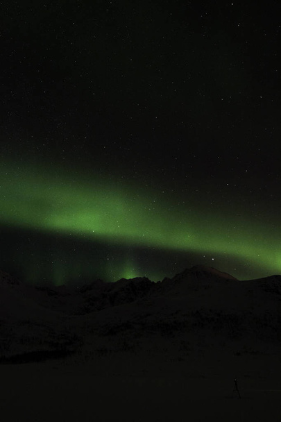 Luci settentrionali vicino a Tromso, Norvegia
 - Foto, immagini