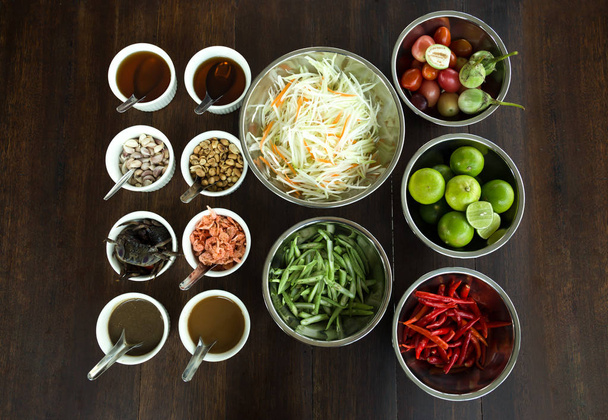 Thai tyyli Papaya salaatti ainesosa asetettu
  - Valokuva, kuva