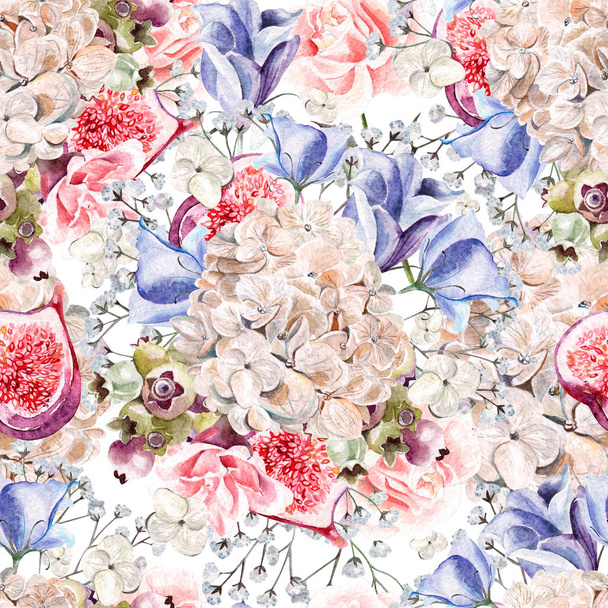 Красивый акварельный узор с гортензиями, розами, эустомией, полевыми цветами и ягодами саскатун
. - Фото, изображение