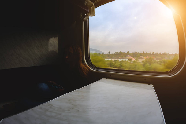 Window on the train from the inside - Valokuva, kuva
