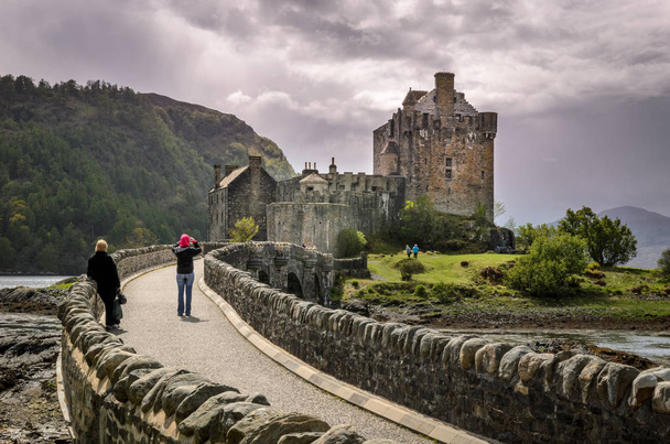 Eilean Donan castle. Skót táj. Skócia, Nagy-Britannia - Fotó, kép