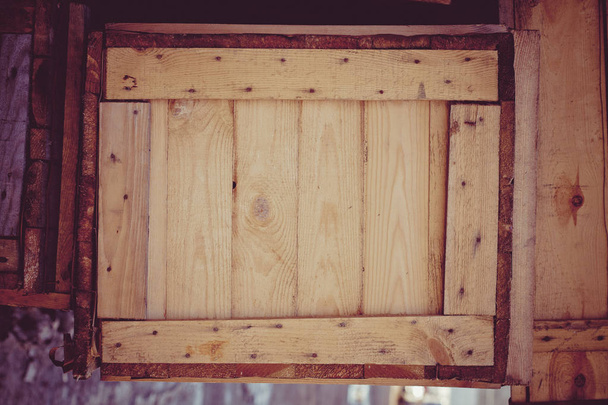 Caja de madera vieja de tablas
 - Foto, Imagen