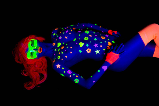 blask uv neon sexy disco cyber kobiece kobieta lalka - Zdjęcie, obraz