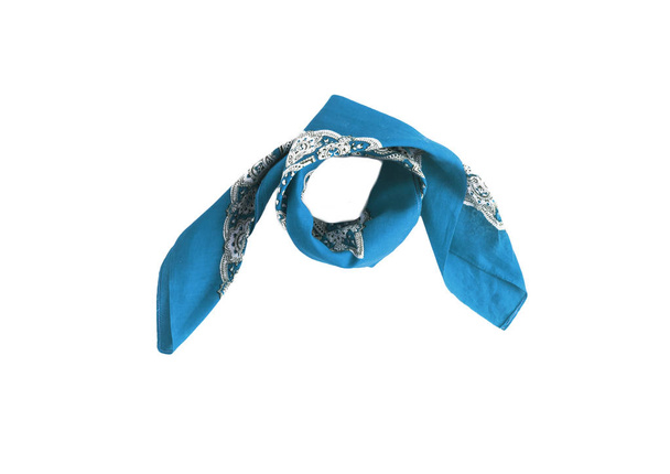 Pañuelo-bandana azul claro con patrón, aislado
 - Foto, Imagen