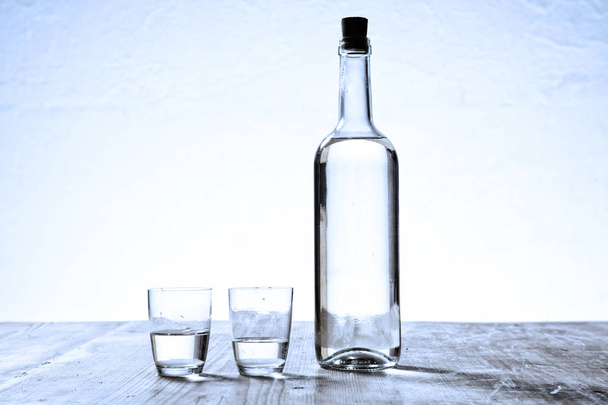 Glasses and bottle - Foto, afbeelding