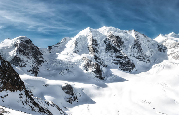 Hegyi panorámával a rhaeti Alpok Piz Palu - Fotó, kép
