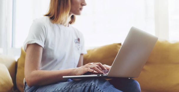 Young beautiful woman studying online from home - Foto, Imagen