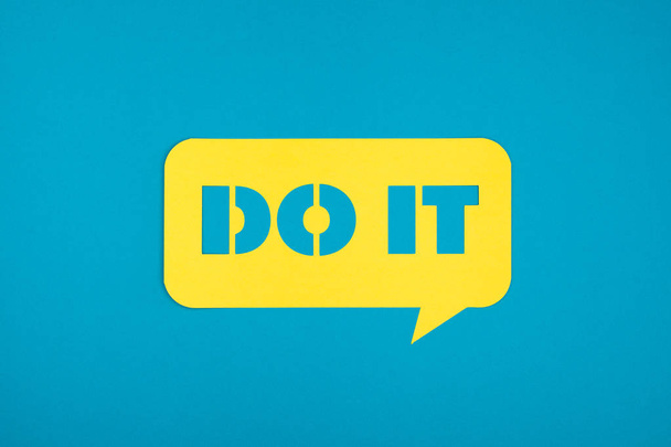 do it motivation text in bubble - Foto, afbeelding