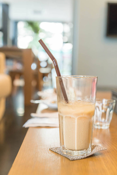 iced coffee in cafe shop - Zdjęcie, obraz