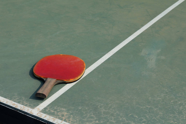 Stary sprzęt do tenisa stołowego - Zdjęcie, obraz