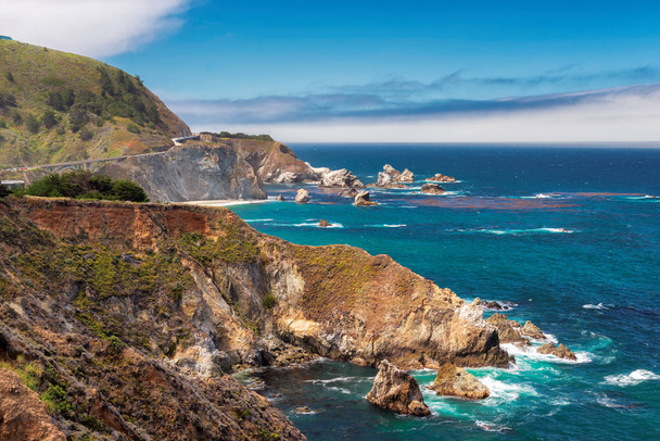 Όμορφη θέα στην ακτογραμμή της Καλιφόρνια  - Φωτογραφία, εικόνα
