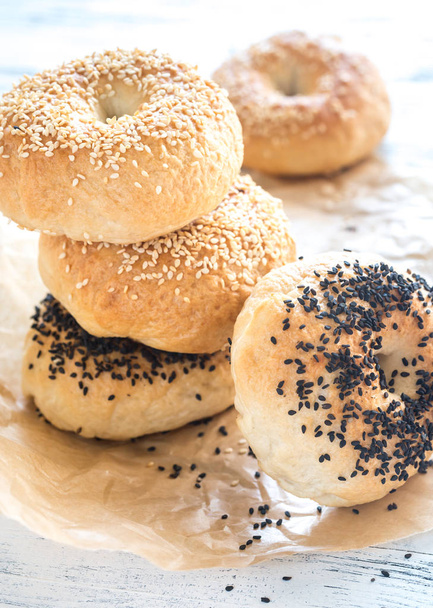 A stack of bagels - Foto, afbeelding