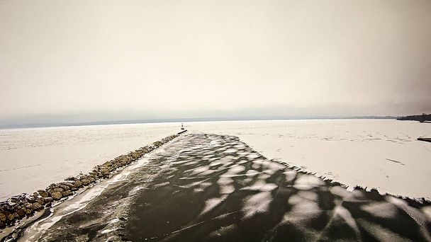 lac gelé michigan près de Petoskey port de plaisance
 - Photo, image