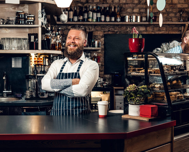 Barista with crossed arms - Foto, afbeelding