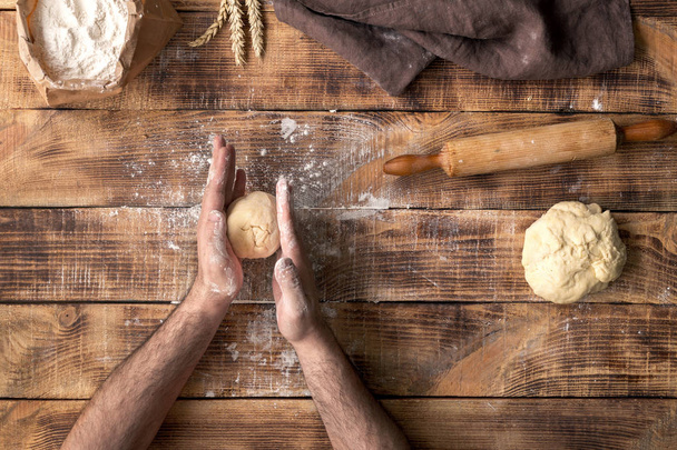 Man making dough  - Φωτογραφία, εικόνα