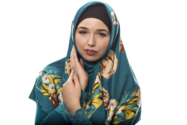 Woman Wearing Green Hijab Isolated on White Background - Φωτογραφία, εικόνα