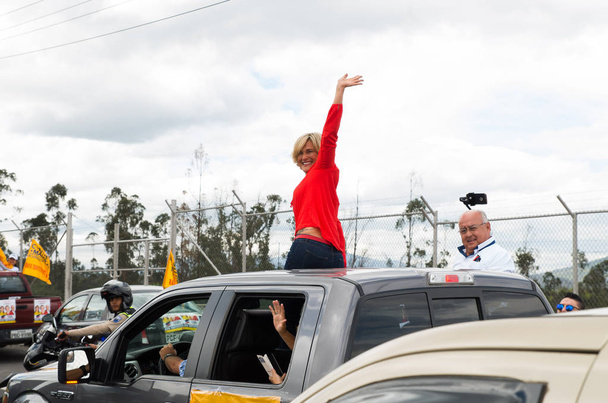 Quito, Équateur - 5 février 2017 : Cynthia Viteri, candidate à la présidence du parti Partido Social Cristiano, lors de son rassemblement électoral pour les élections écuadoriennes
. - Photo, image