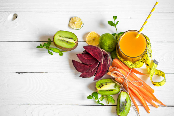 the fresh juice with fruits - Photo, Image